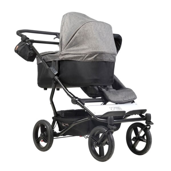 2111983769_3213_5c502d54637495_31567777_Mountain-Buggy-duet-luxury-herringbone-collection-with-single-carrycot-plus-in-lie-flat-mode