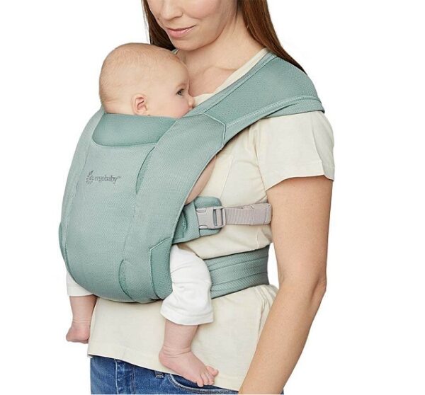 Ergobaby-vastsundinu-kandekott-Embrace-Soft-Air-Mesh-Sage