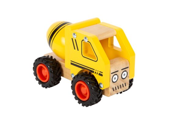 Legler-puidust-tsemendiauto