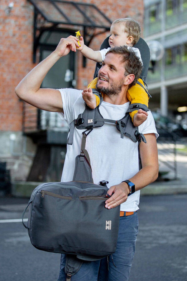 MiniMeis-backpack-Dark-Gray-shoulder-carrier