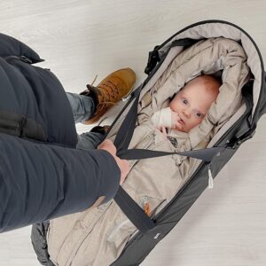 easygrow-kaasaskanatav-beebipesa-baby-nests-easygrow-black-favn-1