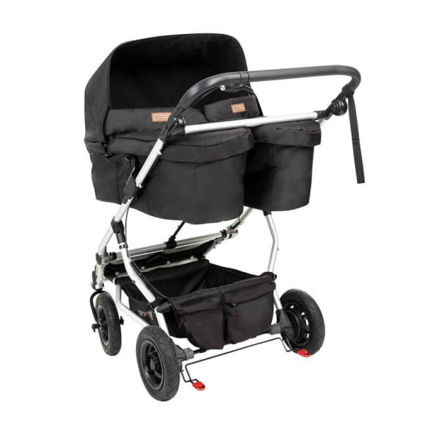 mountain-buggy-duet_reverse_3qtr_carrycot_plus_for_twins_lie_flat