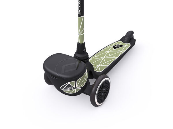 scoot-and-ride-toukeratas-highwaykick-2-lifestyle-green-lines-2