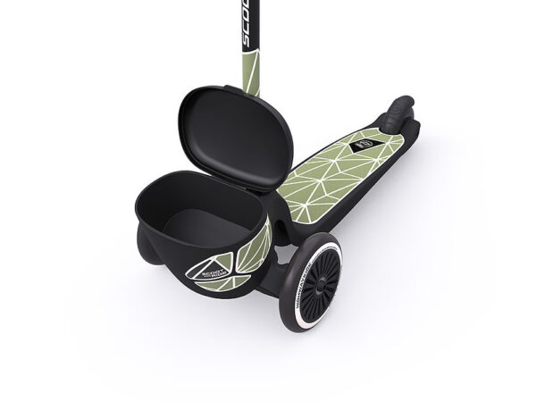 scoot-and-ride-toukeratas-highwaykick-2-lifestyle-green-lines-3
