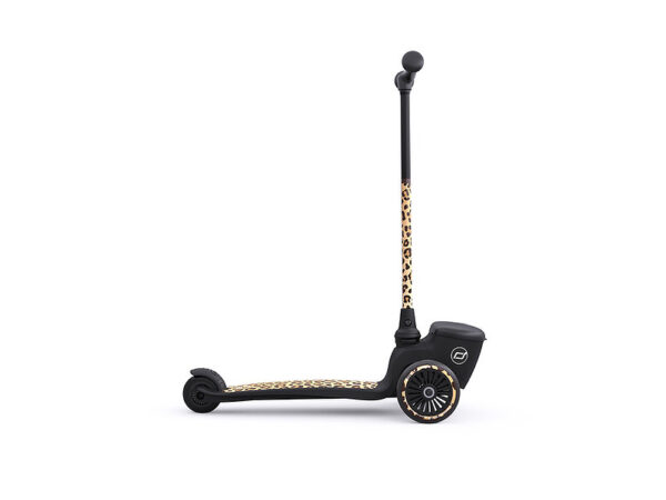 scoot-and-ride-toukeratas-highwaykick-2-lifestyle-leopard-1