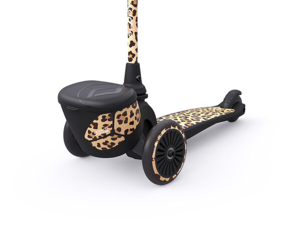 scoot-and-ride-toukeratas-highwaykick-2-lifestyle-leopard-2