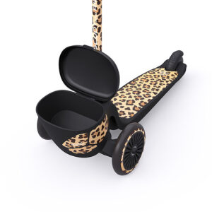 scoot-and-ride-toukeratas-highwaykick-2-lifestyle-leopard-3