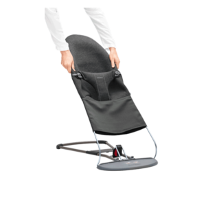 BabyBjörn-lamamistooli-Baby-Bouncer-Bliss-istmekate-Charcol-Grey-Jersey