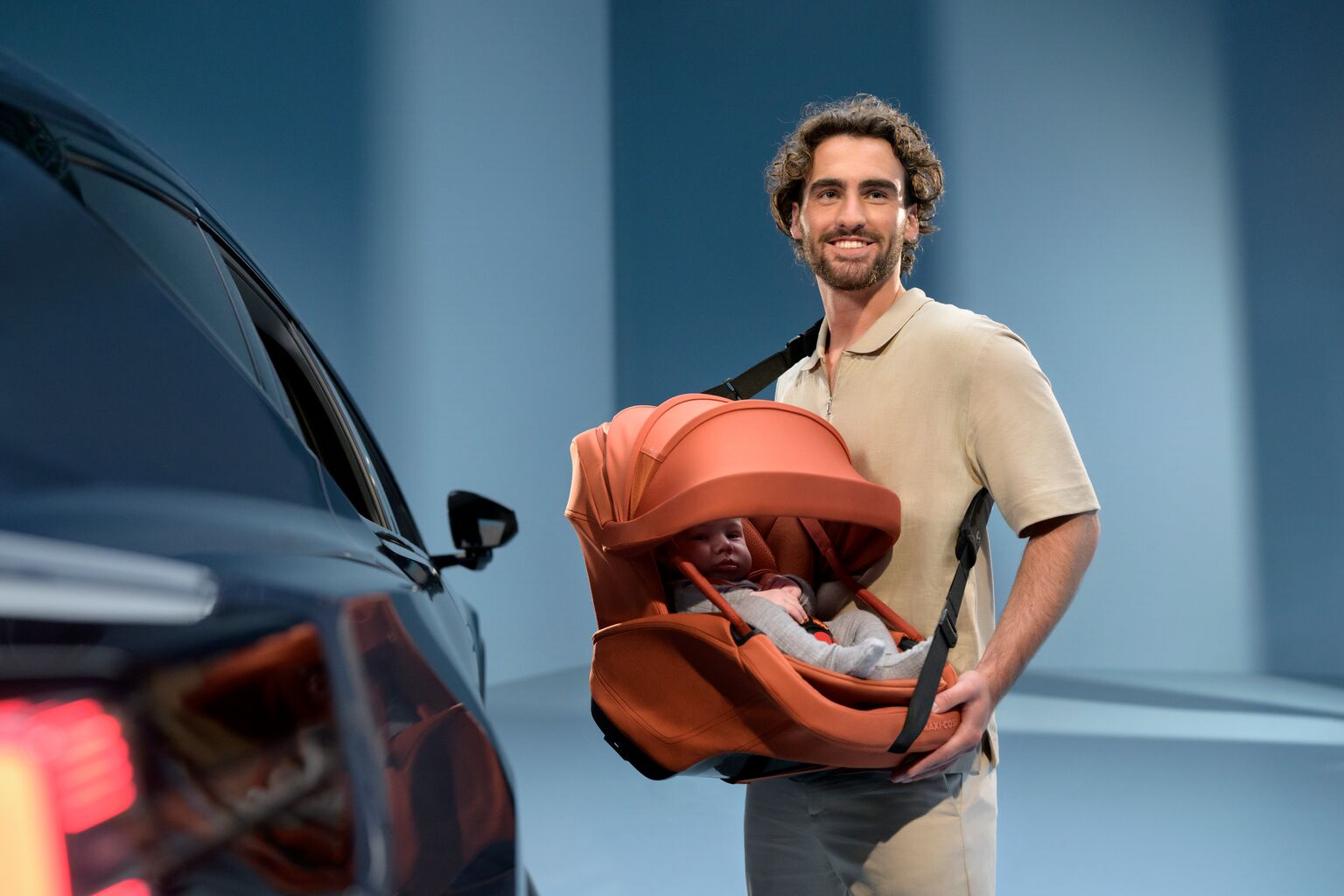 maxi-cosi-8541057110_coral_slide_pro_kanderihm_carry_strap_8_