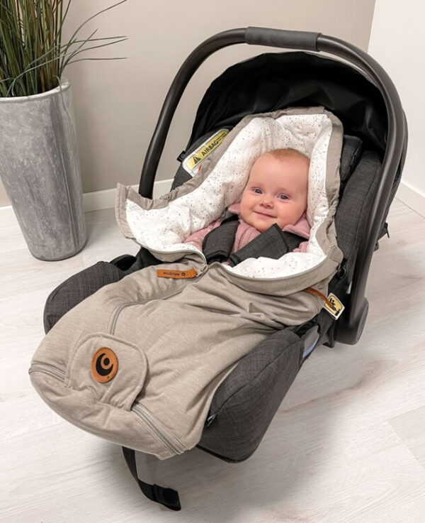 Easygrow-car-seat-footmuff-Lyng