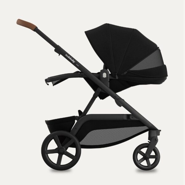 redsbaby-nuvo-seat-ventilation-stroller