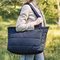 Done-by-Deer-beebitarvete-kott-tote-Quilted-Black2