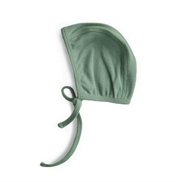 mushie-beebimuts_roman_green__Mushie_Ribbed_Baby_Bonnet