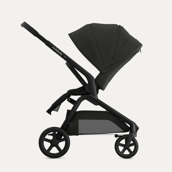 redsbaby-onix-graphite-jalutuskaru-selg-soidusuunas