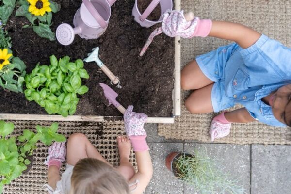 Little-Dutch-aiatööriistade-komplekt-Fairy-Garden2