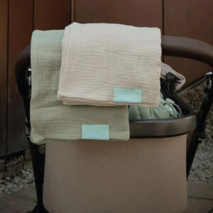 Najell-musliintekid-Ivory-White-agave-green