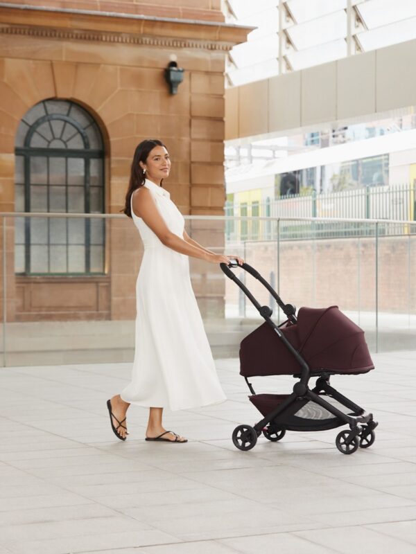 redsbaby-skip3-stroller-travel-bassinet-1