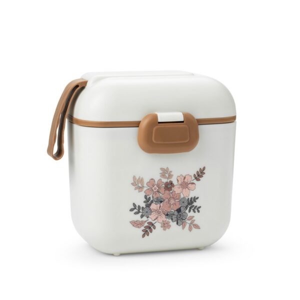 Elodie-details-einekarp-blue-garden