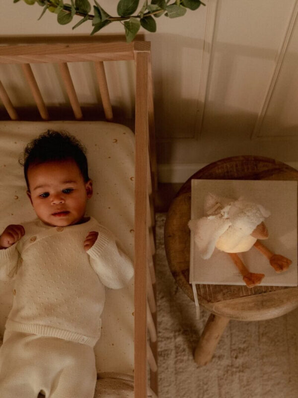 Little-dutch-kaisu-haneke-heli-ja-valgusega-newborn-naturals