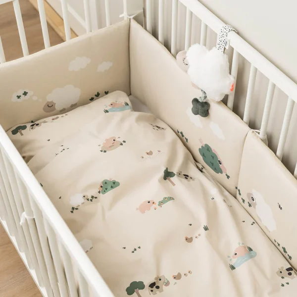 Padded-bed-bumper-Tiny-farm-Sand-voodipehmendus