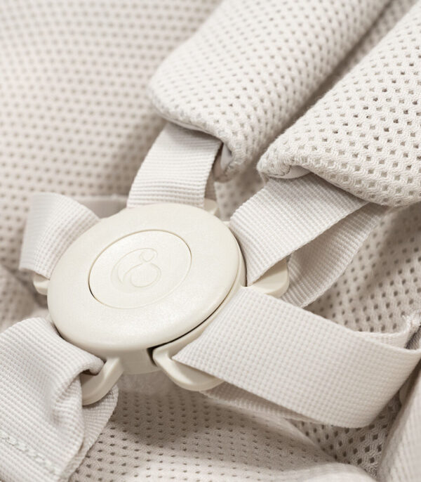 StokkeYoga_Bouncer_LightSand_Harness_CloseUp_240923-8364_eCom