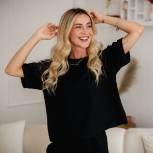 Lühikeste varrukatega oversized pluus Black