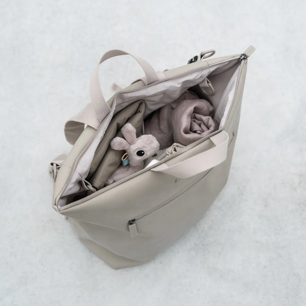 Changing-backpack-Sand-6-LS