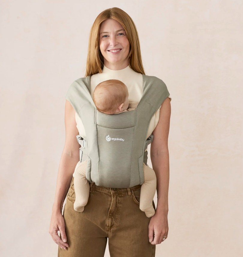 ergobaby-embrace-newborn-carrier-soft-olive-front