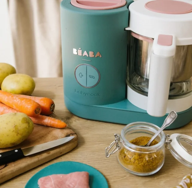 Beaba Babycook  võimaldab aurutada, püreestada, sulatada, soojendada pudeleid ja väikeseid purke ning steriliseerida, pakkudes terviklikku ja mitmekülgset lahendust beebile kodusete toitude valmistamisel. Säilitades toiteväärtuse, vitamiinid ja hea maitse! 🥕🫛#beaba #beabababycook #kiddsty